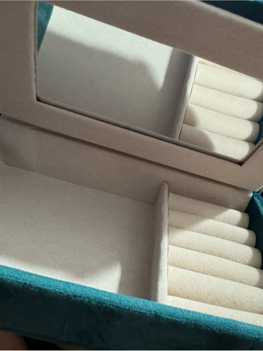 Teal Velvet Heart Accent Mini Sofa Jewelry box